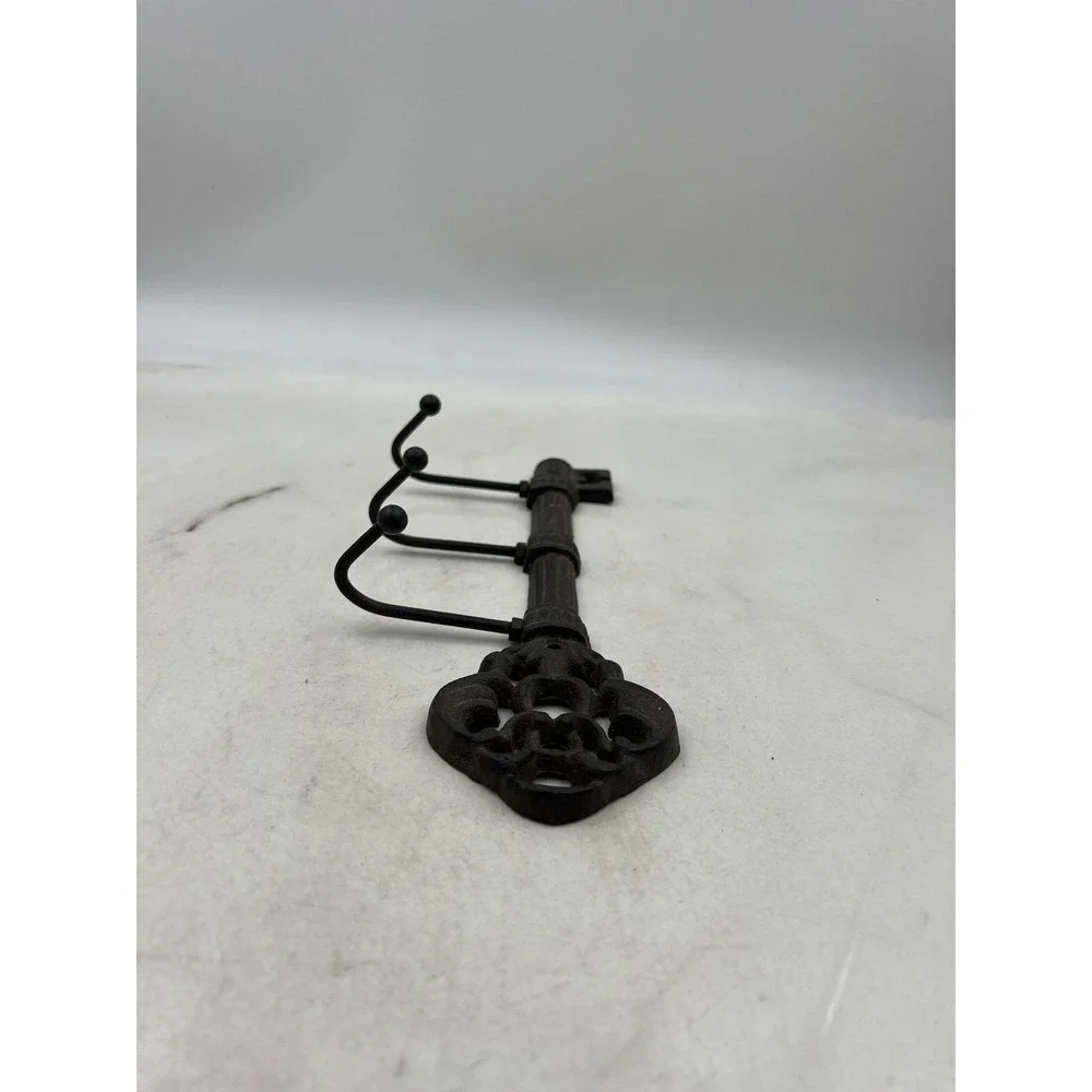 Vintage Cast Iron Skeleton Key Wall Hook Rack 3 Hook Brown Rustic Decor